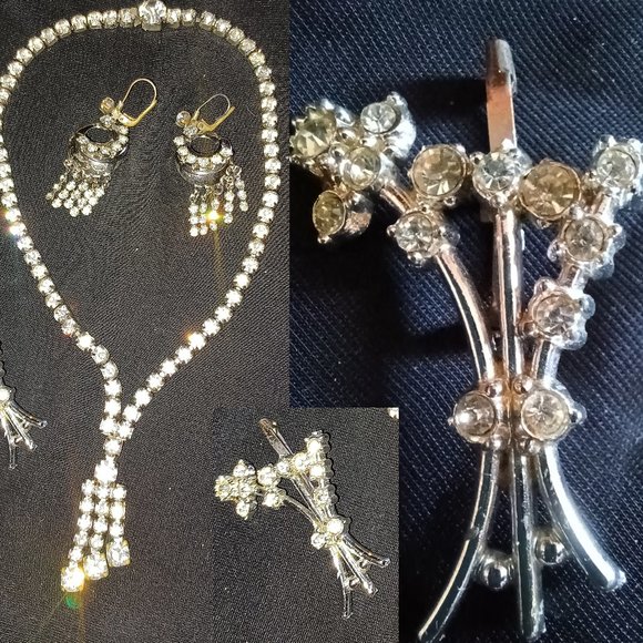 Blingity-bling! Vntg RHINESTONE SET Brooch Earrings Necklace UNWORN - Picture 1 of 3